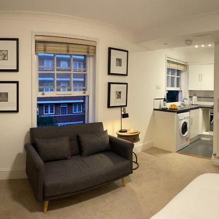 Studio Flat In The Heart Of St. Johns Wood Лондон Екстер'єр фото