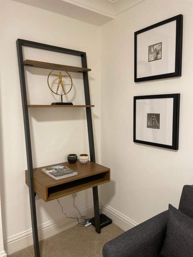 Studio Flat In The Heart Of St. Johns Wood Лондон Екстер'єр фото