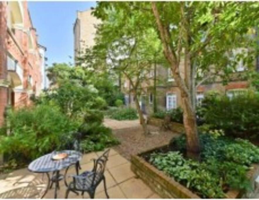 Studio Flat In The Heart Of St. Johns Wood Лондон Екстер'єр фото
