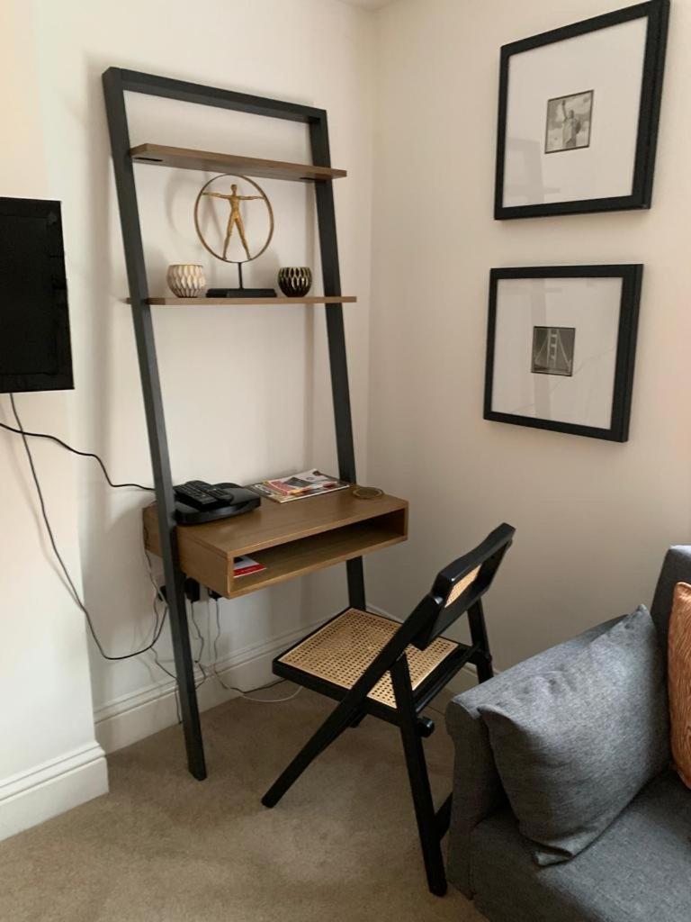 Studio Flat In The Heart Of St. Johns Wood Лондон Екстер'єр фото