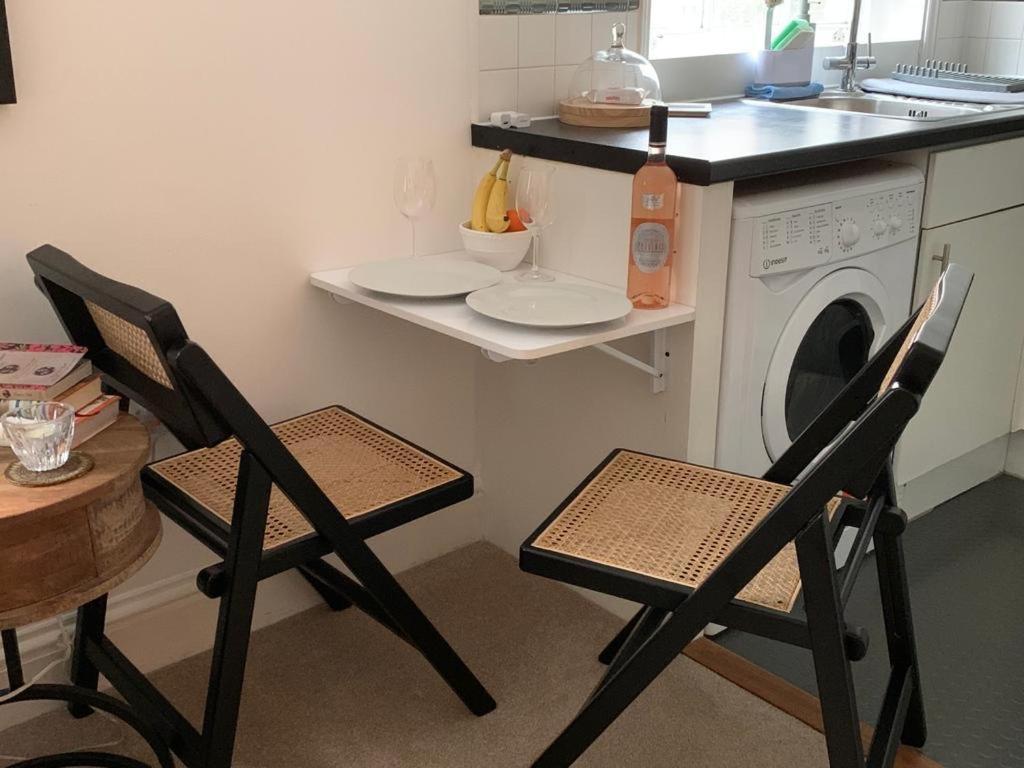 Studio Flat In The Heart Of St. Johns Wood Лондон Екстер'єр фото